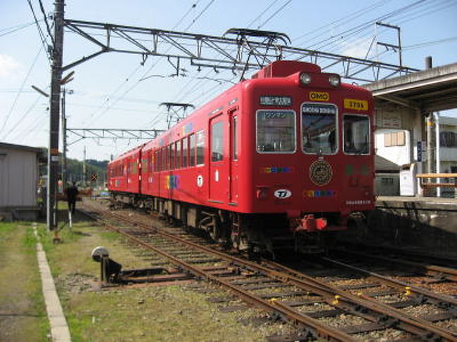 白浜に行く途中寄り道してたま駅長に会いに行きました。<br />どうせならおもちゃ電車にもいちご電車にも乗りたい。<br />老体？に鞭打ち走った走った！