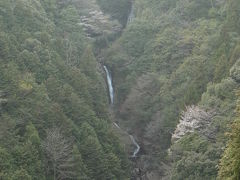 滝紀行◆布引の滝（三重県津市・旧白山町）の遠望