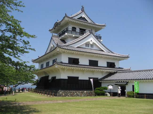 海ホタルを経由して枇杷倶楽部、館山城に