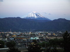 中央高速双葉ＳＡから見た富士山。高速道路特別割引（５）