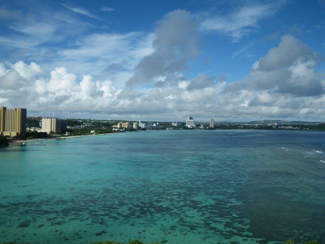 2009年、GWをほんのちょっとずらしたグアム旅行 part2。<br /><br />気持ちいいお天気の中、<br />グアムの北から南まで知ることができました♪<br /><br />2回目のグアムで分かった本当のグアム・・・<br /><br />Ｔouch the Real Guam !　です♪