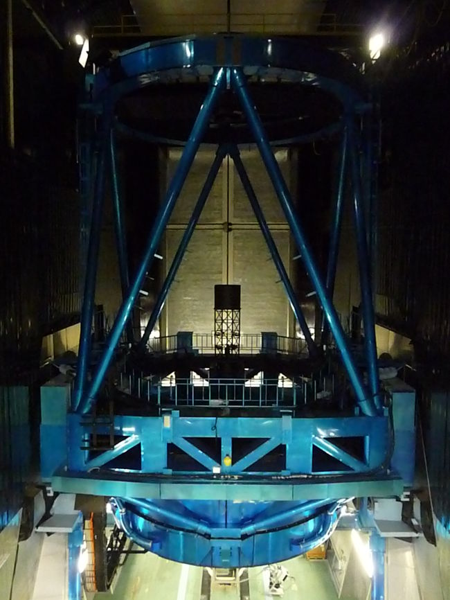 すばる望遠鏡の中に行ってみた。（要予約）