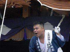 「青春の門」―かつての山の男たちの気概が伝わる、田川の川渡り祭り