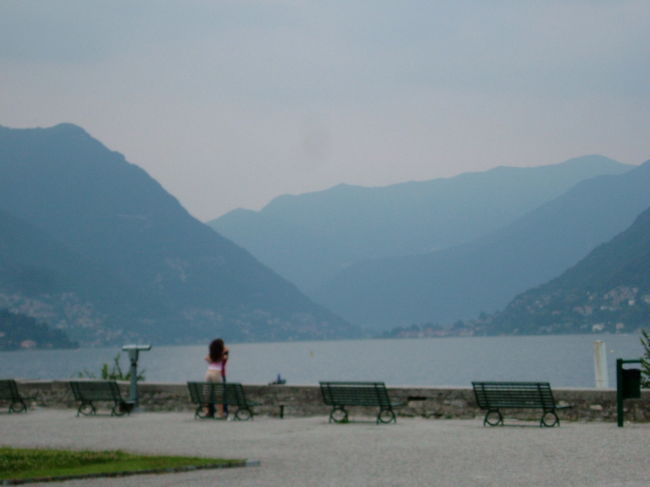 ヴェネチアからミラノ経由でコモ湖へ。<br />ずっと行きたかった場所だったので、やっと念願がかないました。