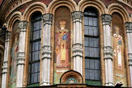 2009夏、ロシア旅行記(17/43)：6月8日(2)：サンクトペテルブルク、緑の凱旋門、パウロ・ペテロ聖堂