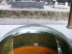 伊香保温泉の源泉を訪ねて　☆茶褐色は鉄分の酸化