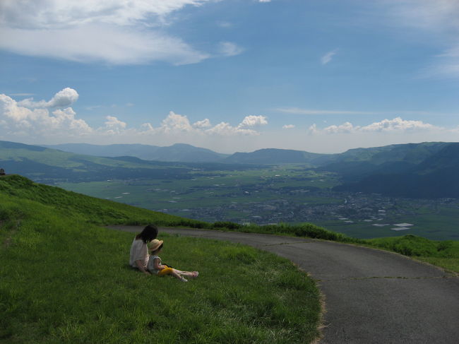 夏休みは遠くに行きたい！<br />ということで九州にいってきました。<br />天候にも恵まれていい旅行になりました。<br />