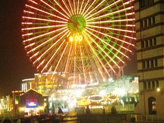 横浜-08　コスモワールドの輝く夜景　☆大観覧車が花火に！