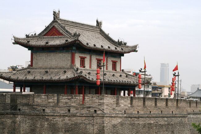 2009夏、中国旅行記16(2/39：シルクロード)：6月21日(2)：西安、西の城壁、アーチ門、青銅馬、安定門