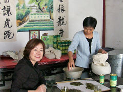 江南周遊之旅(5)杭州の龍井で茶農家を巡り、霊隠寺と六和塔を訪ねて「楼外楼」の名物料理を堪能する。