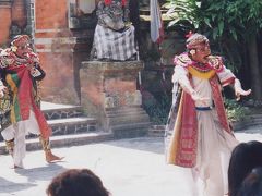 インドネシアのバロンダンスのビデオクリップ