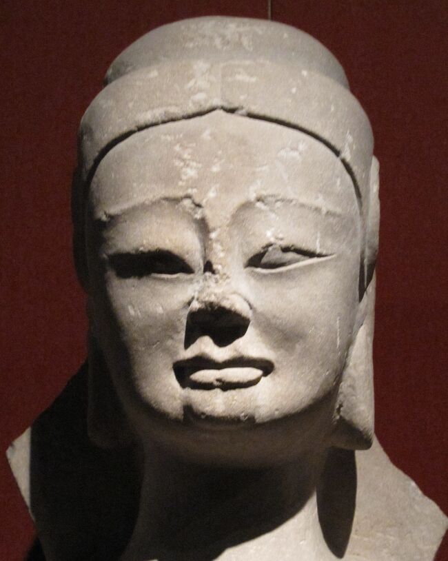 上海博物館の仏像等の展示物紹介の続きです。
