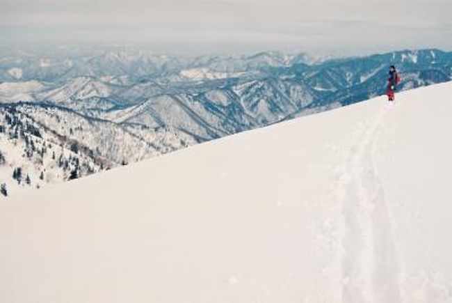 東北の雪山は､これが最初で最後です。<br />あまりの寒さに挫折しかけたのですが（後述）、いやー、登ってよかったです。素晴らしかった！ (^o^)y<br />