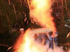 小さな旅●豊橋祇園祭・手筒花火発祥の地 吉田神社手筒花火放揚