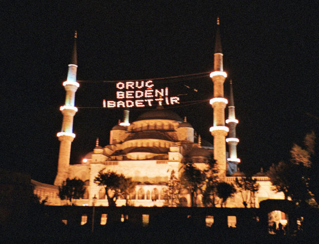 トルコ周遊の旅（14）旅の終わりはイスタンブールに戻り、各地から送ったキリムも含めた荷物が100キロを超えて途方に暮れる。