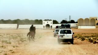 stu03砂漠の入り口ドゥーズにあるサハラ・フェスティバル会場 in 南部チュニジア