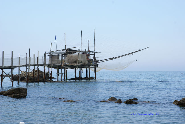 イタリア半島のほぼ中ほどにある，アブルッツォ州(Abruzzo)　のペスカーラに美味しいレストランがあるというので行って来ました。<br />