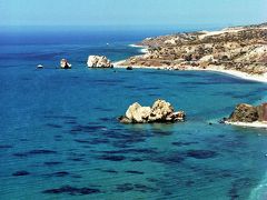 東地中海フェリーの旅（10）女神アフロディーテの生まれたペトラ・トゥ・ロミウ海岸に感動しながらパフォスで帆船クルーズと古代遺跡を楽しむ。