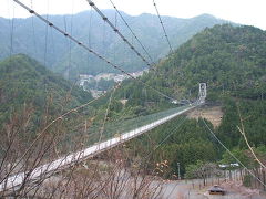 ☆春の紀伊半島を旅する(岩湧山～谷瀬の吊橋～笹の滝～十津川温泉）☆