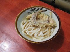 さぬきうどん2杯とカプチーノ