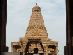 インド訪問記２ 「ドラヴィダ文化の最高傑作、ブリハディーシュワラ寺院」 タンジャヴール①