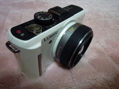 梅田ヨドバシカメラで　パナソニック　LUMIX　DMC-GF1　を買ってみました。