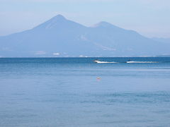 ＊猪苗代湖と磐梯山