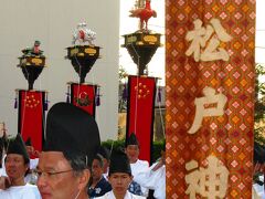 松戸神社　2/4　古式神幸祭 2009-10-18　☆復活した-四神の像-を掲げて 