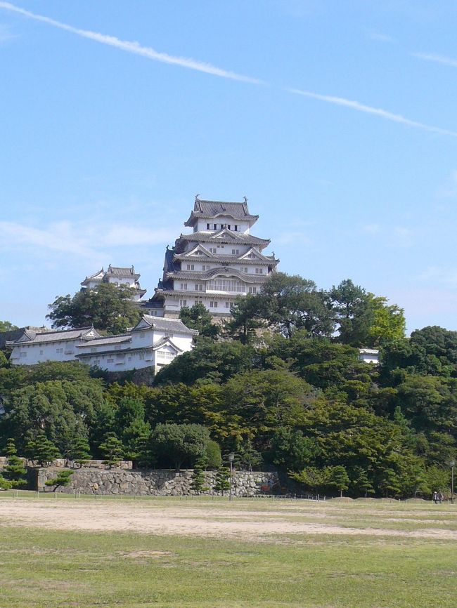 ずっと訪れてみたかった姫路城へ行ってまいりました。