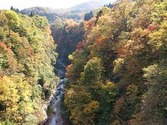 秋田の紅葉と稲庭うどん