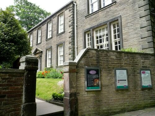 ブロンテ姉妹を育んだ町ハワース（目次）』ハワース(イギリス)の