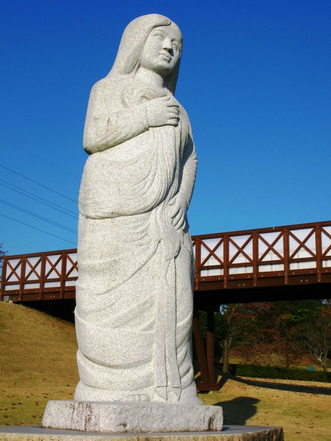 笠間-7　県立陶芸美術館でエミール･ガレ展　☆陶芸の丘で見た落日