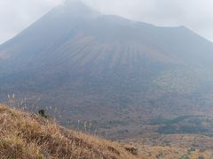 霧島温泉郷への旅④霧島連山縦走・・新燃岳～中岳