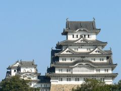 日本の旅　関西を歩く　兵庫、姫路城三の丸広場周辺