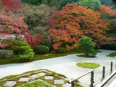 “深まる秋に　奈良・京都オジン＆オバンの修学旅行：南禅寺周辺”