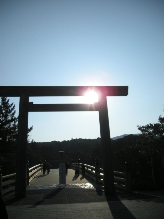 伊勢神宮（外宮・内宮）