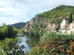 フランス南西部　美しい村・ロマネスク寺院をレンタカーで巡る　（8） −　ロット川沿いからサン・シル・ラポピー　へ　−