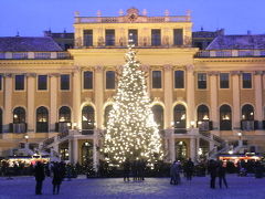 ウィーンのクリスマス市　シェンブルン宮殿前