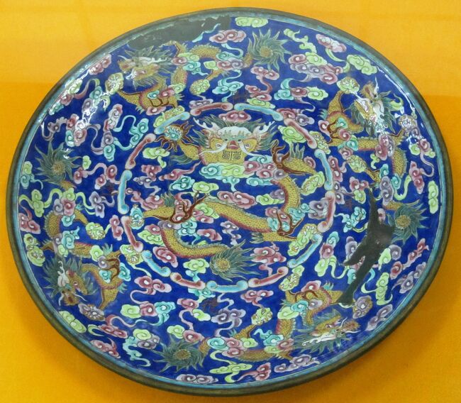 2009冬、ベトナム旅行記3(36/36：補遺3)：その他の焼物等、グエン王朝の焼物、仏像