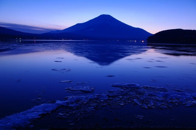 ２月になれば山中湖からの夕日のダイヤモンド富士が見られたのに　ちょっと早かったですね