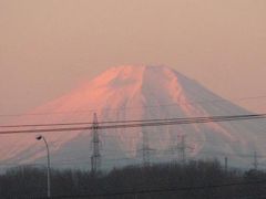 四日ぶりに見られた朝焼けの富士山