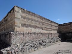 オアハカ４日間の旅−３日目（ミトラ遺跡とオアハカ街歩き）