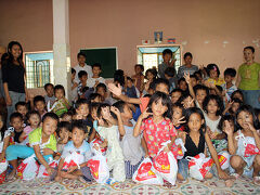 カンボジア旅行でボランティア体験。プノンペン託児所を訪問 