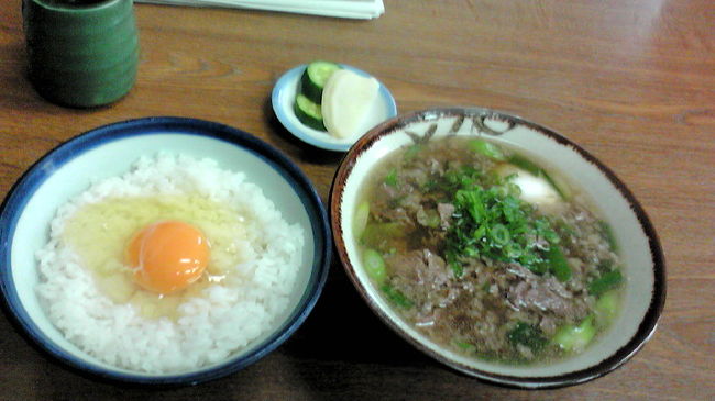 出張で大阪に行き、なんば花月近くの『千とせ』さんで肉吸いと小玉を食べてきました。