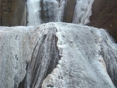 凍結の”袋田の滝”2010年