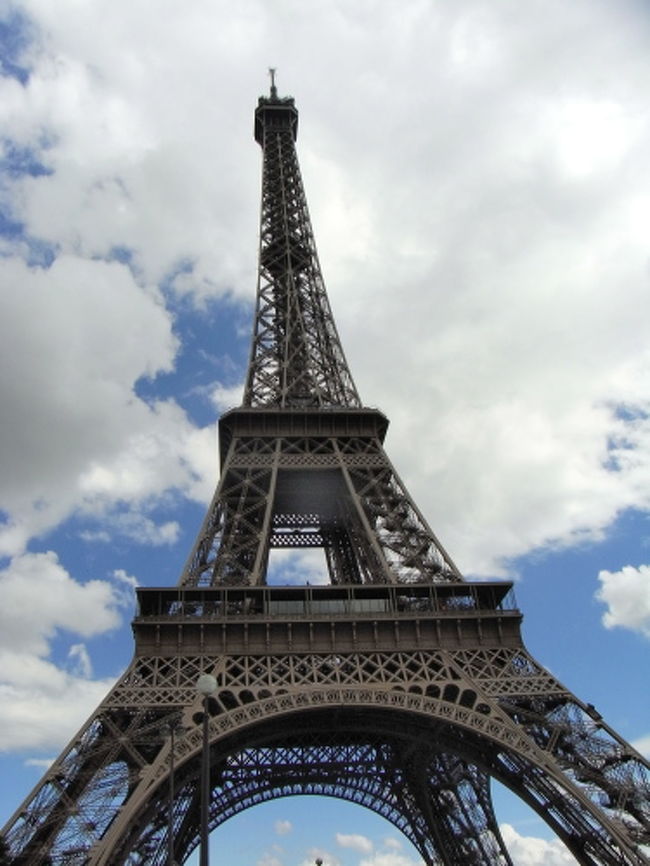 2009年7月<br />10日間でフランス（パリ、ジヴェルニー、モンサンミッシェル）とソウルへ旅行してきました。<br />まずはフランス編から。