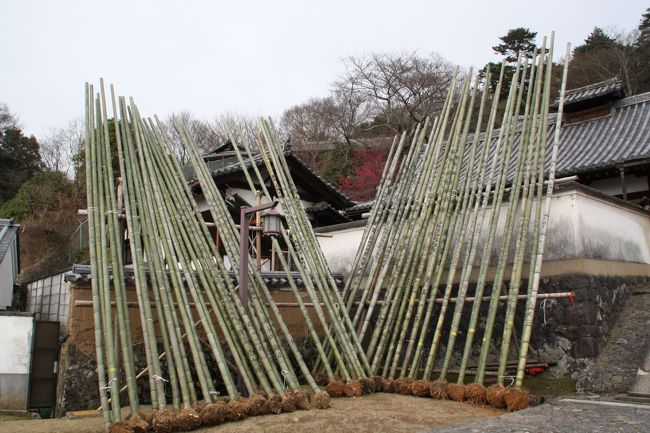 今年は奈良遷都1300年　3月1日から14日のお水取りを前に奈良公園片岡梅林、春日大社、東大寺2月堂を廻りました。<br />今年は奈良を訪ねる事が多くなりそうです。<br />②は①奈良公園・春日大社に続いて東大寺です。<br />お水取りの準備期間の東大寺を訪ねました。<br />