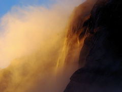 幻の「火の滝」をみに　−２月のヨセミテー