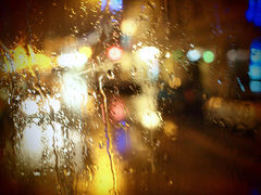 12月の雨の夜。プラハのプ。