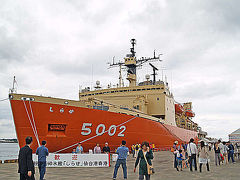 砕氷船　「しらせ」　2007年9月 仙台港寄港　 仙台市　宮城県